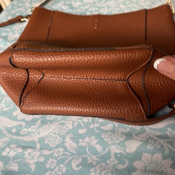 remi & reid Cute Mini Bucket Crossbody Bag in Tan Brown Vegan Leather w/Pouch - Picture 12 of 15